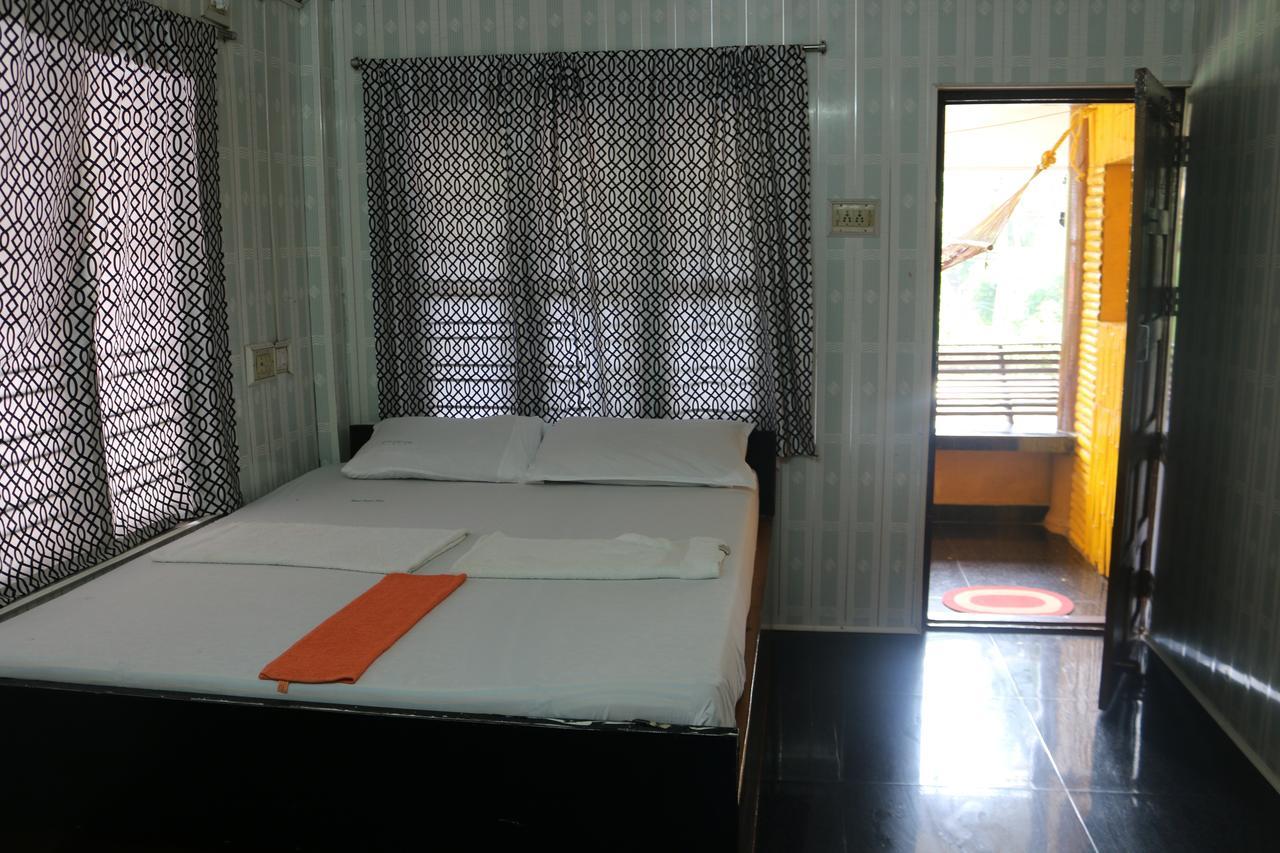 Mummy Bamboo House Hotell Varkala Exteriör bild