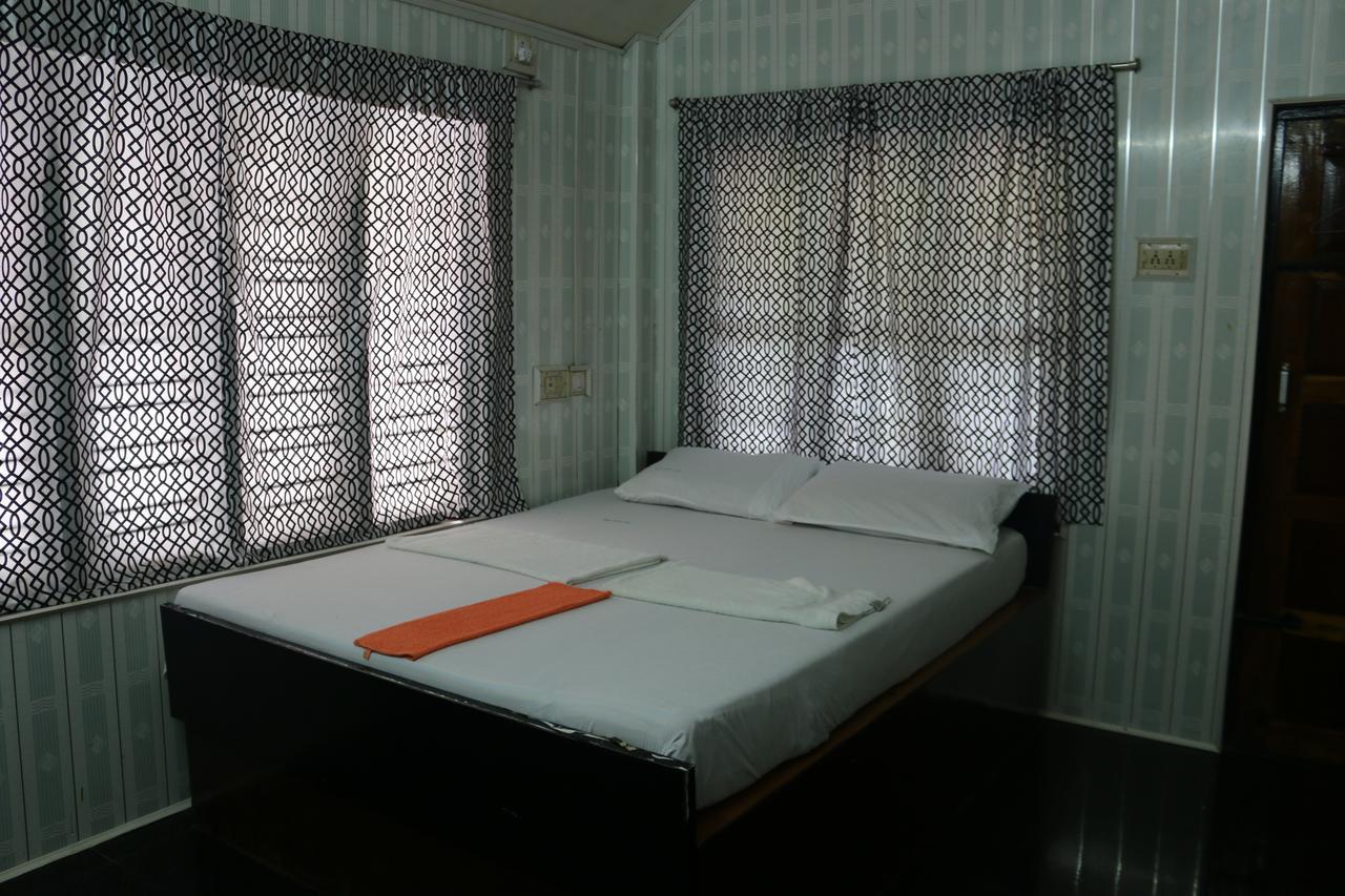 Mummy Bamboo House Hotell Varkala Exteriör bild