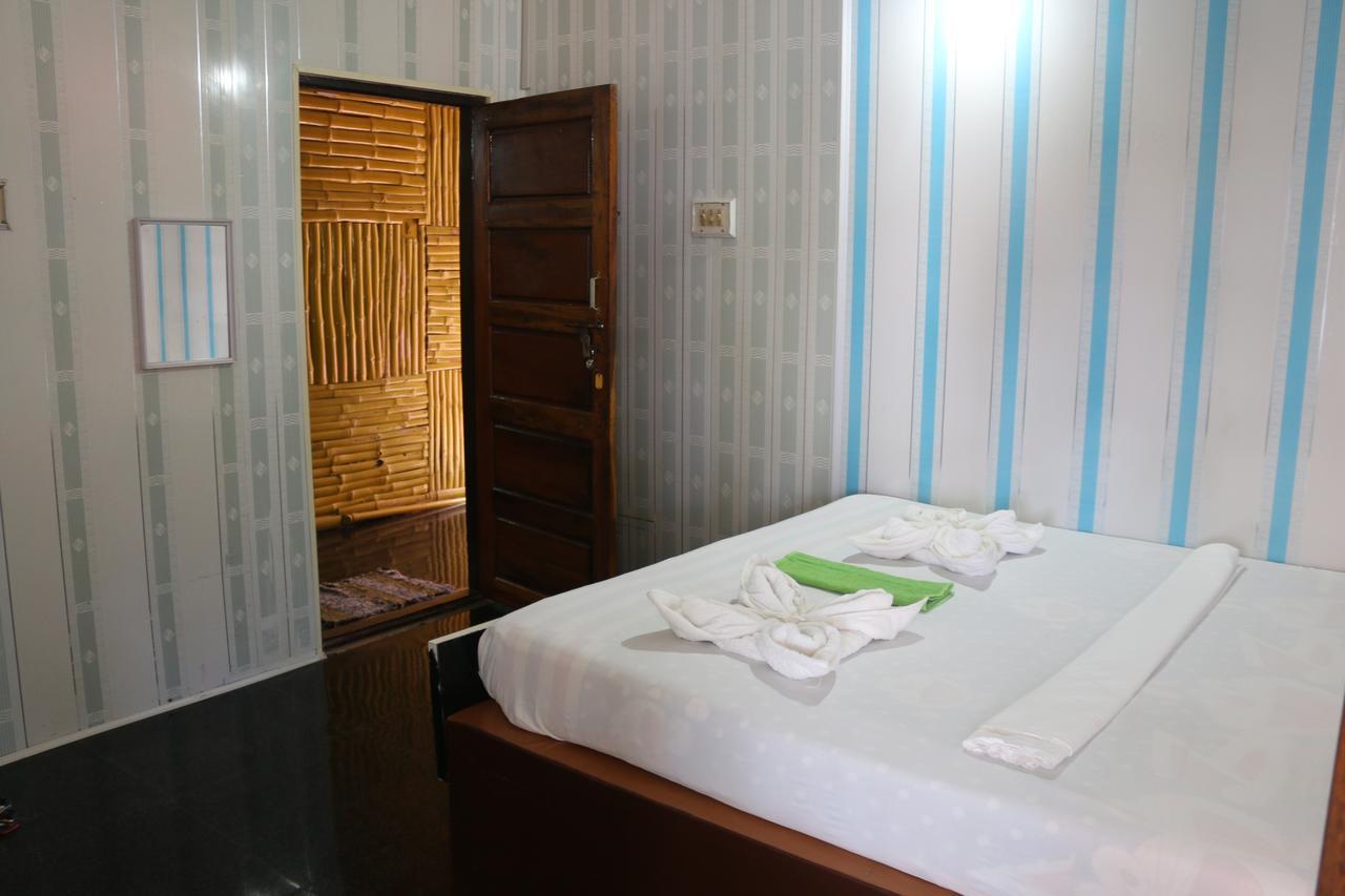 Mummy Bamboo House Hotell Varkala Exteriör bild